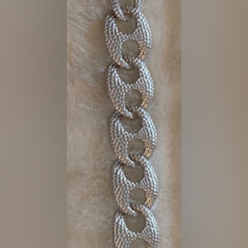 Classy Silver Hammered Chain Bracelet